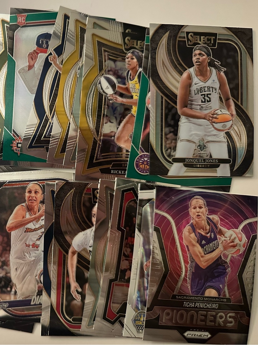 Panini Prizm/monopoly/Select random Basketball Card lot of 30